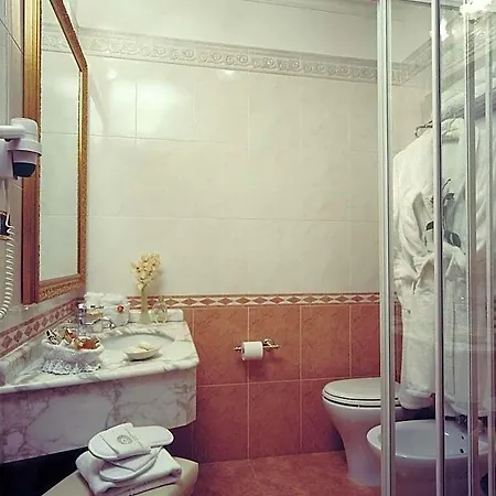 Dei Consoli Vaticano Hotel 4*