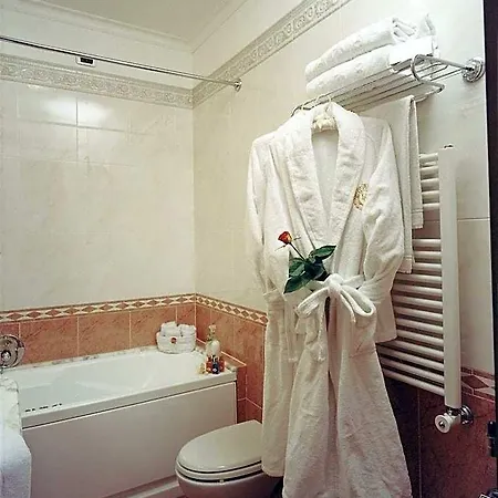 Hotel Dei Consoli Vaticano 4*
