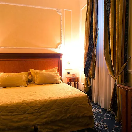 Dei Consoli Vaticano Roma