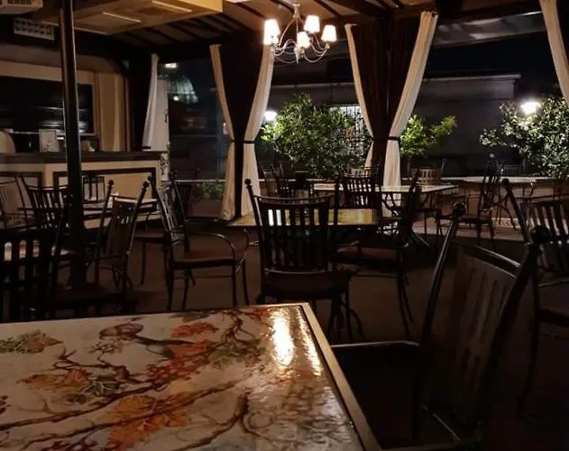 Dei Consoli Vaticano 4* Roma