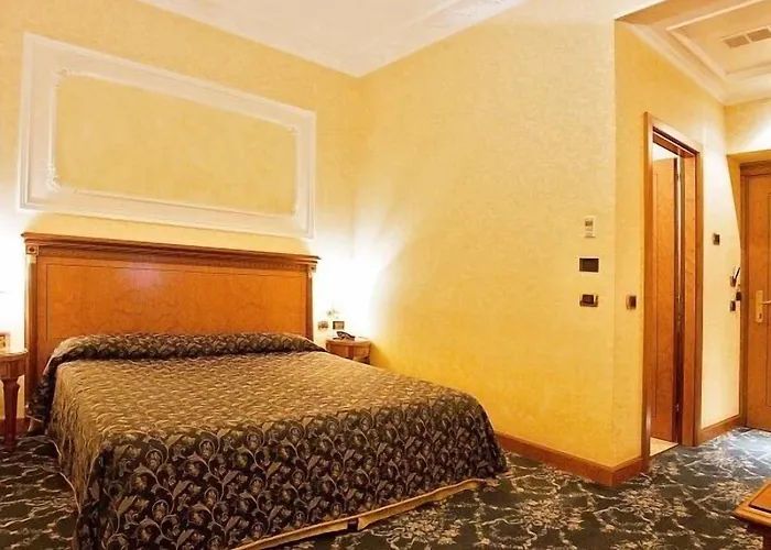 Dei Consoli Vaticano 4* Roma