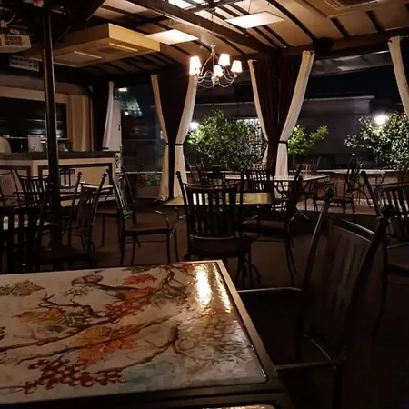 Dei Consoli Vaticano 4* روما