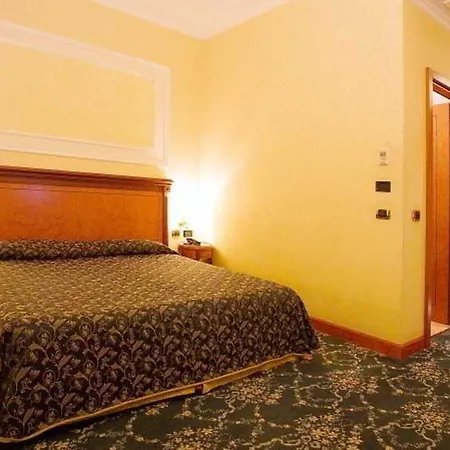 Dei Consoli Vaticano 4* Ρώμη